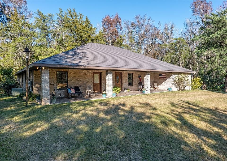 1st image of 2821 SE 80th St