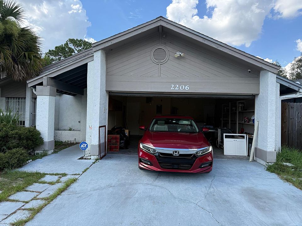 1st image of 2206 Atrium Cir