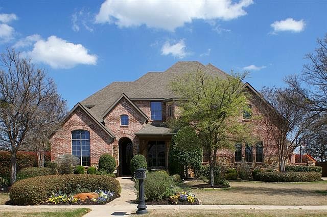 1st image of 301 Stockton Dr