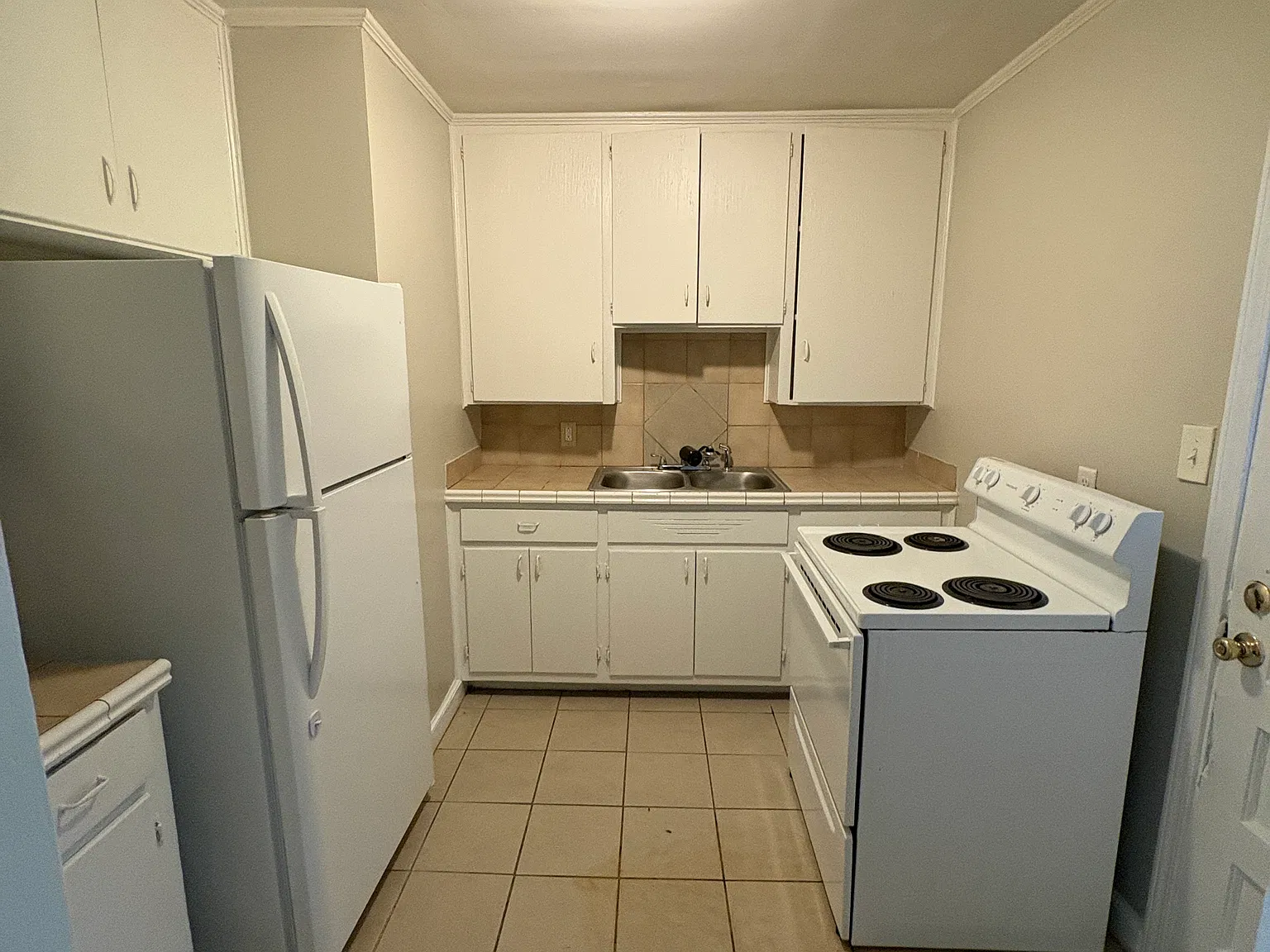 3068 Texas St — Photo 3
