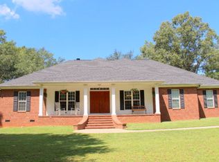 3605 Blue Springs Rd, Albany, GA 31721