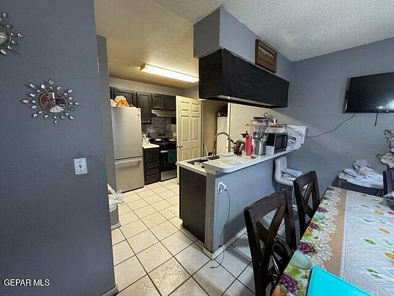 3rd image of 6212 Antelope Ct