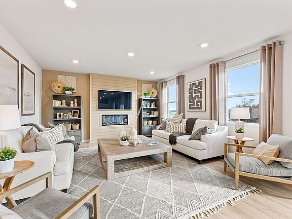 5th image of 111 Softwood Ct