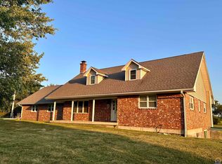 1275 18th Rd, Burlington, KS 66839