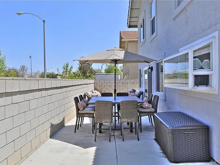 19990 Silvercrest Ln — Photo 15