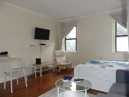 Rented by Immac Realty | media 12