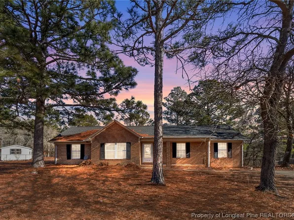 156 Hickman Ct, Raeford, NC 28376