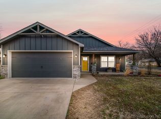 501 S Wortman Ave, Claremore, OK 74017