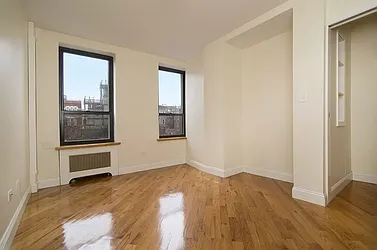 Rented by REAL New York