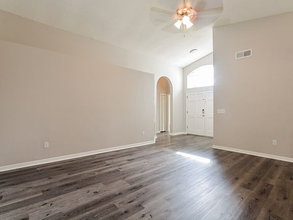 3rd image of 1015 Piedmont Oaks Dr