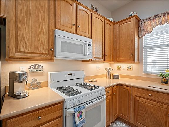 5th image of 502 Brooklawn Dr