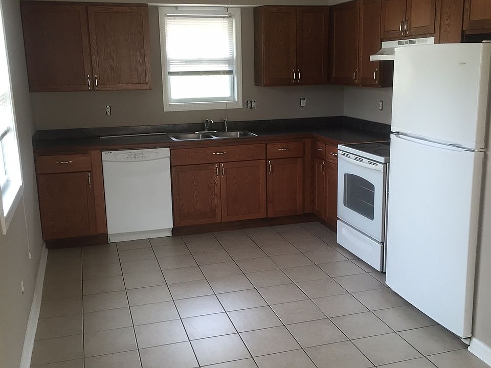 1st image of 1729 Lawrence Ave APT A