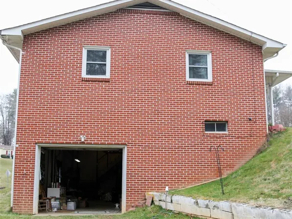 12373 Us Highway 19 E, Spruce Pine, NC 28777