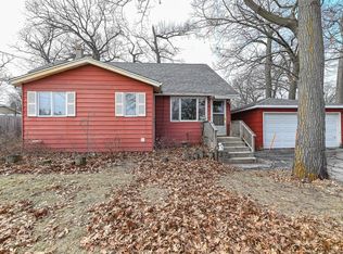W273N2669 Front St, Pewaukee, WI 53072