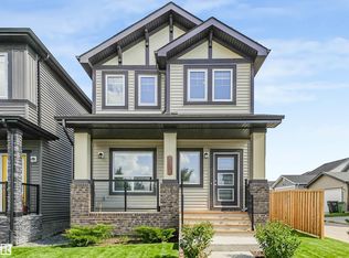 203 Cavanagh Cmn SW, Edmonton, AB T6W 3Y2