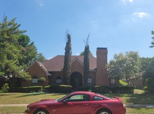 2217 Diamond Oaks Dr, Garland, TX 75044