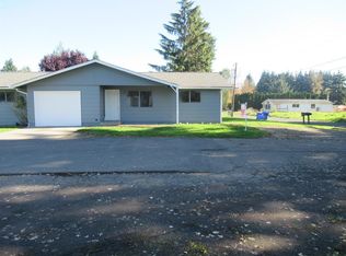 704 Walnut St APT 3, Kelso, WA 98626