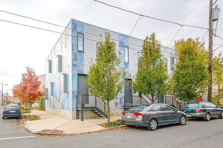 1st image of 2114 E Susquehanna Ave