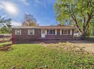1040 McClure Ln, Mountain Home, AR 72653