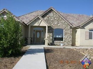 10620 Butterfield Stage Rd, Juniper Hills, CA 93543