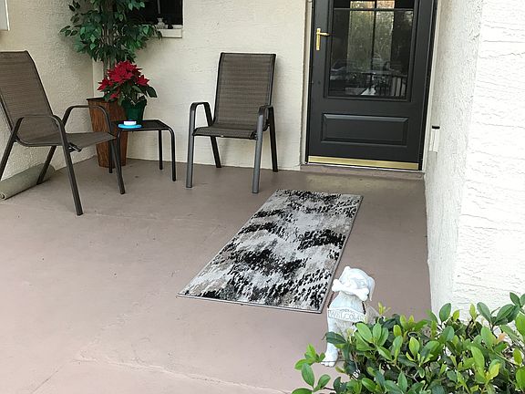 Front porch entrance