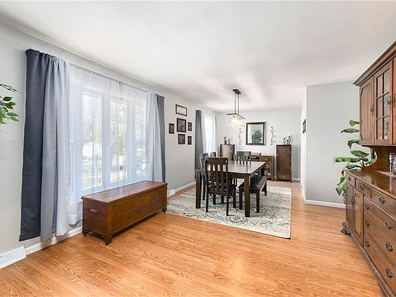 5th image of 1529 Franklin St
