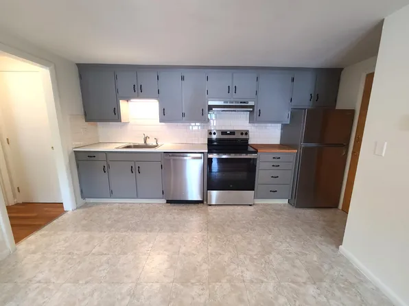 6 Azalea Ct #J, Acton, MA 01720