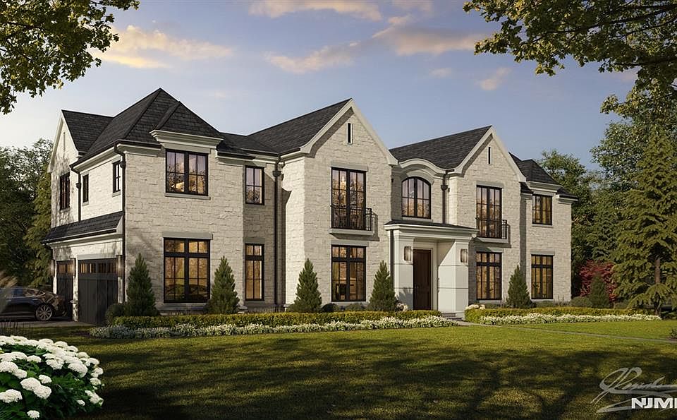 1st image of 37 Roberts Rd