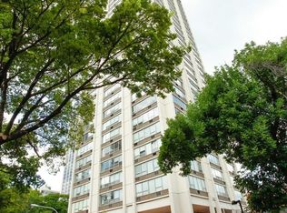 70 W Burton Pl APT 1001F, Chicago, IL