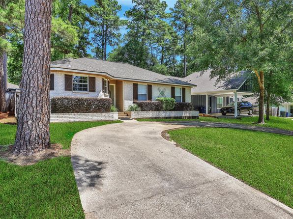 3009 Sand Dr, Huntsville, TX 77340