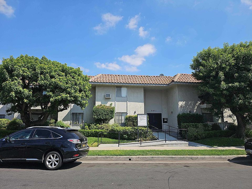 1st image of 6460 Mammoth Ave #101