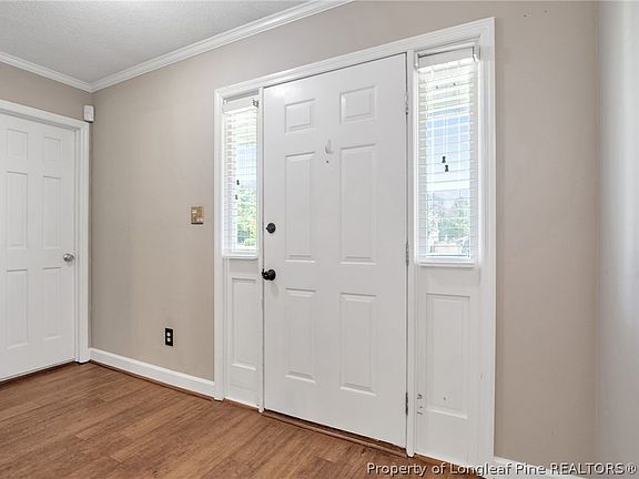 4th image of 7113 Tollhouse Dr