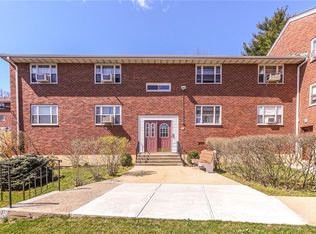8 Dehaven Dr APT 2D, Yonkers, NY 10703