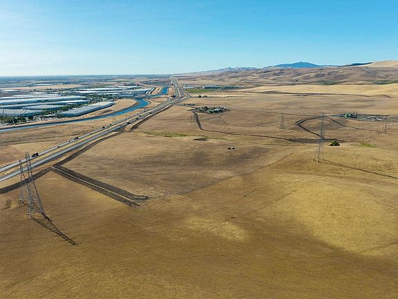 3rd image of 26116 Patterson Pass Rd