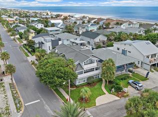 132 Hopkins St, Neptune Beach, FL 32266