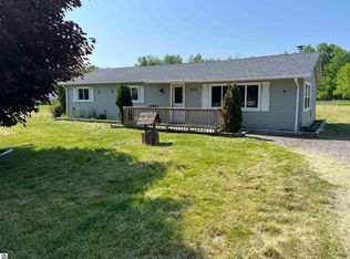 2978 Henderson Lake Rd, Prescott, MI 48756