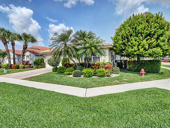 3rd image of 7049 Haviland Cir