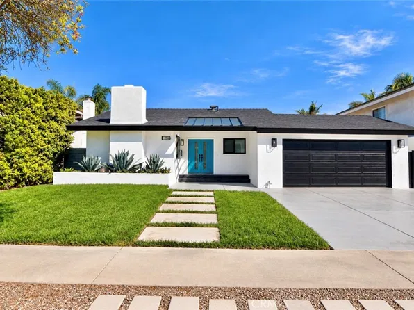 17342 Wild Rose Ln, Huntington Beach, CA 92649