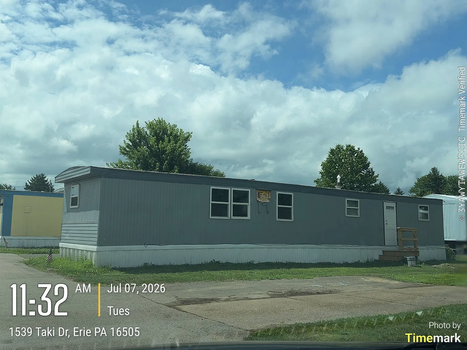 Updated 1BR Mobile Home in Tri State MHP — Photo 2