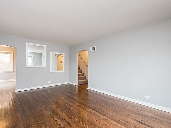 5th image of 8816 S Washtenaw Ave