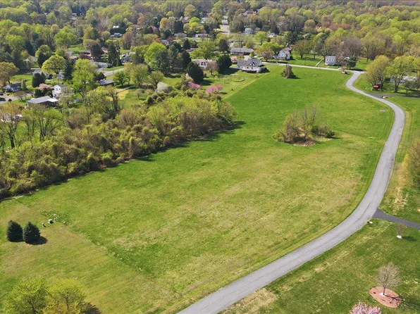 7523 Old Receiver Rd, Frederick, MD 21702