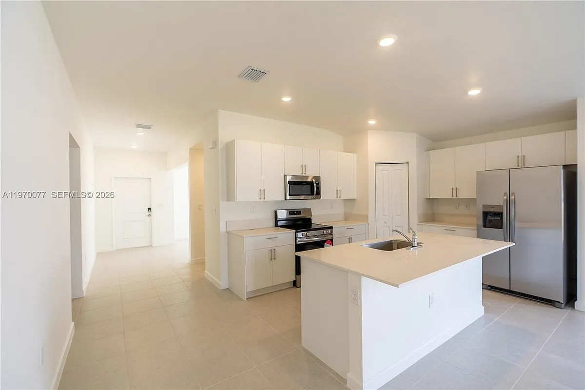Building Photo - 17431 SW 286th St