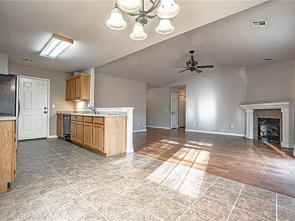 3rd image of 0 Boxford Cir