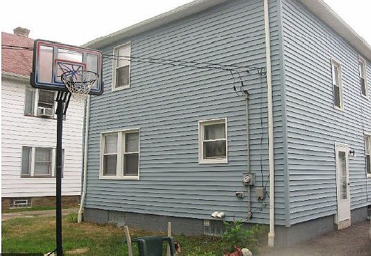 3rd image of 1079 E 177th St
