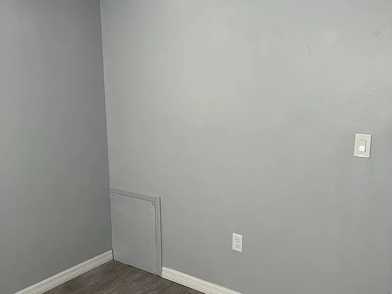 11905 Meadow Dr — Photo 13