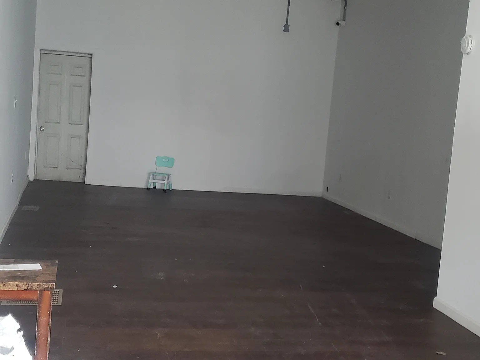1 bed, 1.5 bath, 950 sqft, $1,400 — Photo 3