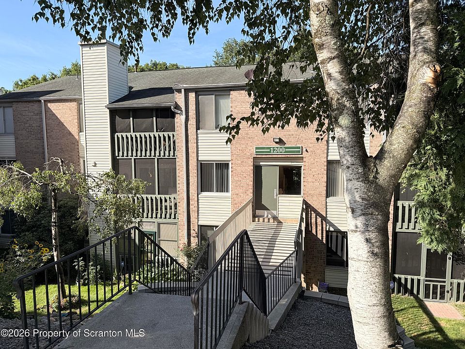 1st image of 1200 Summit Pointe Dr #1208