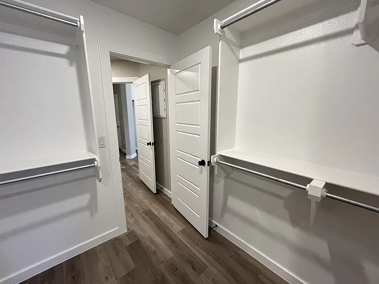 3611 Urbana Pl — Photo 30