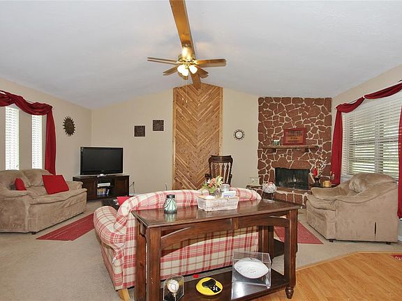4th image of 3203 Santana Dr