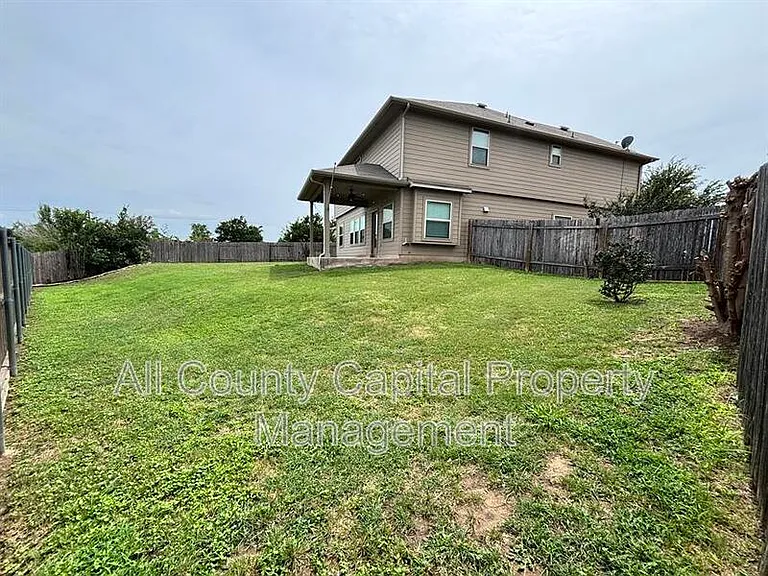 241 Silver Maple Dr — Photo 19